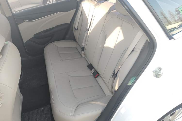 Used Buick GT 2018 15T Manual Elite Version China V Standard
