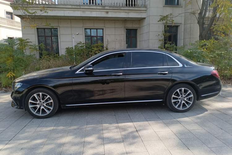 Used Mercedes-Benz E-Class 2020 Facelift E 260 L