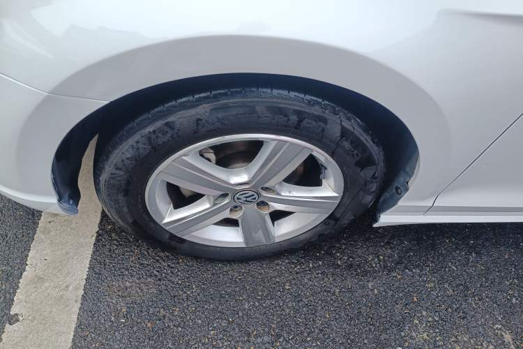 Used Volkswagen Lamando 2017 230TSI DSG Fashion Edition
