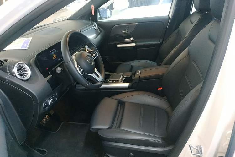 Used Mercedes-Benz GLA 2023 GLA 220
