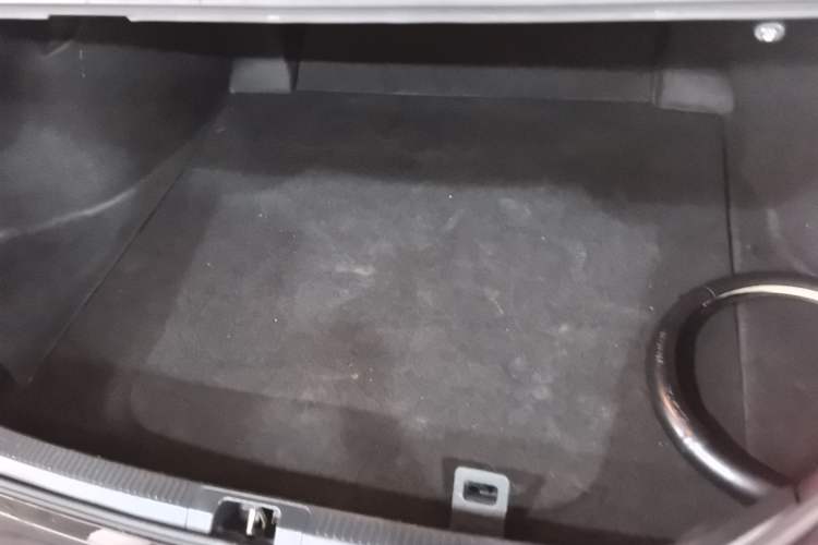 Used Toyota Camry 2018 2.0G Luxury Edition
