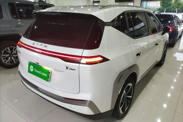 Used AION Y 2023 Younger Star Edition
