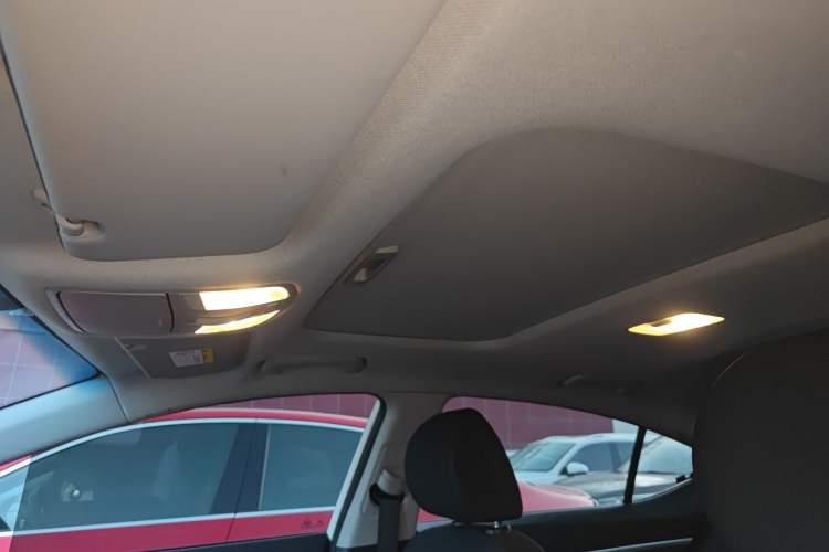 Used Hyundai Elantra (6th Generation / Lingdong) 2016 1.6L Automatic ZhiXuan – Elite Version