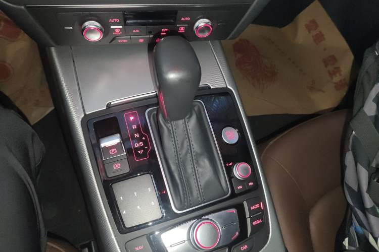 Used Audi A6L 2018 30th Anniversary Edition 35 TFSI Sport Edition
