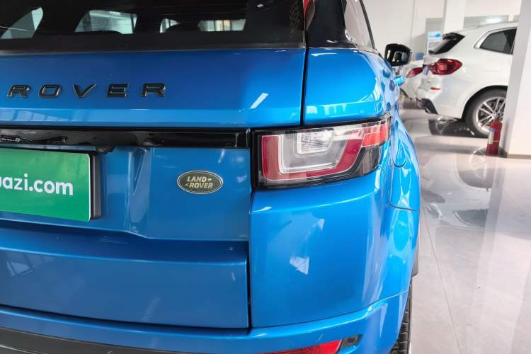 Used Land Rover Range Rover Evoque 2018 240 PS Dream Lotus Lake Blue Limited Edition
