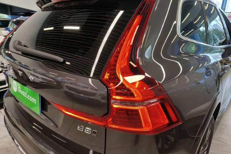 Used Volvo XC60 2025 B5 4x4 Smart Luxury Edition
