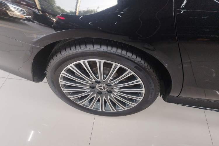 Used Mercedes-Benz E-Class 2019 E 300 L Sport Luxury Edition