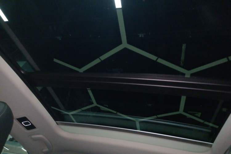 Used Volkswagen Passat 2020 330TSI Elite Edition China VI
