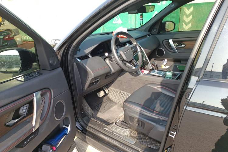 Used Land Rover Discovery Sport 2022 249 PS R-Dynamic SE Performance Tech Edition 5 Seats