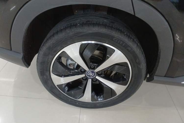 Used BYD Song PLUS New Energy 2021 DM-i 100KM Four-Wheel Drive Flagship PLUS