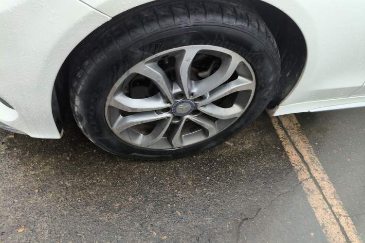 Used Mercedes-Benz C-Class 2015 C 200 L Sport Edition
