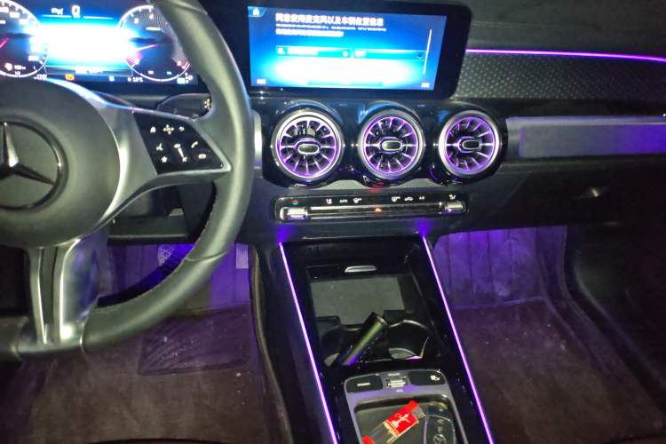 Used Mercedes-Benz GLB 2024 Refresh GLB 220 Dynamic Edition
