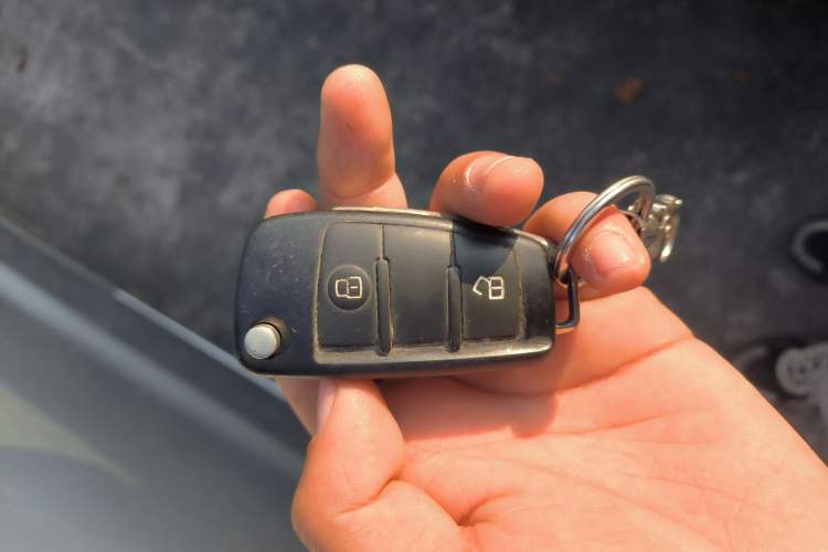 Used  M3 2016 IKEA Edition 1.6L Luxury Smart Model
