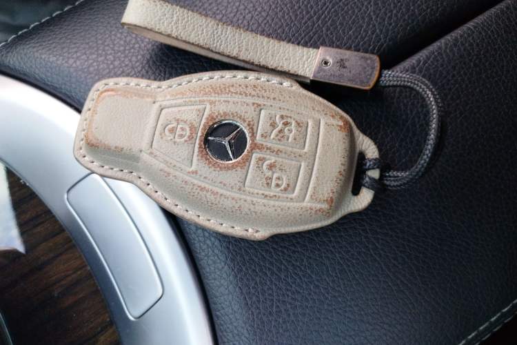 Used Mercedes-Benz GLC 2017 GLC 260 4MATIC Luxury Model