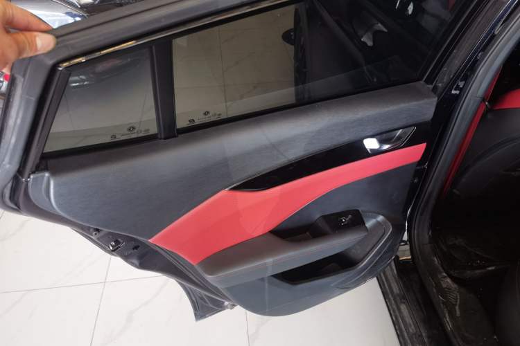 Used Dongfeng Aeolus Yixuan 2021 230T Automatic Hunter Edition
