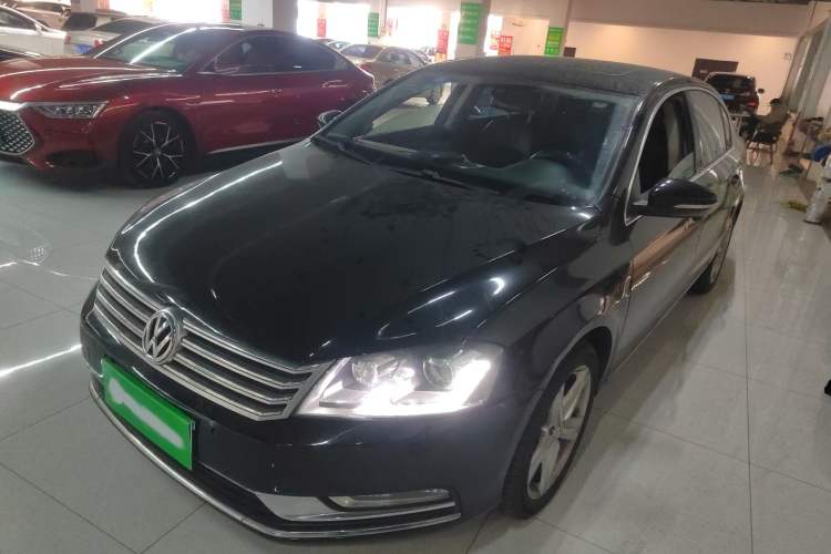 Used Volkswagen Magotan 2016 1.8TSI Luxury Comfort Model
