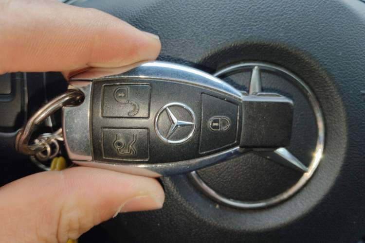 Used Mercedes-Benz GLC 2019 GLC 260 L 4MATIC Dynamic Model