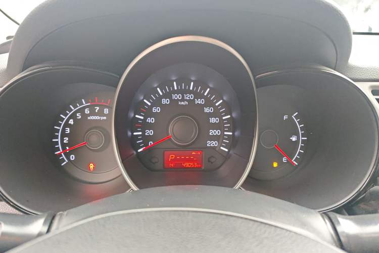 Used Kia K2 2015 Sedan 1.4L Automatic GLS
