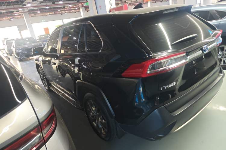 Used Toyota Wildlander 2022 Dual-Engine 2.5L E-CVT Two-Wheel Drive Luxury PLUS Edition
