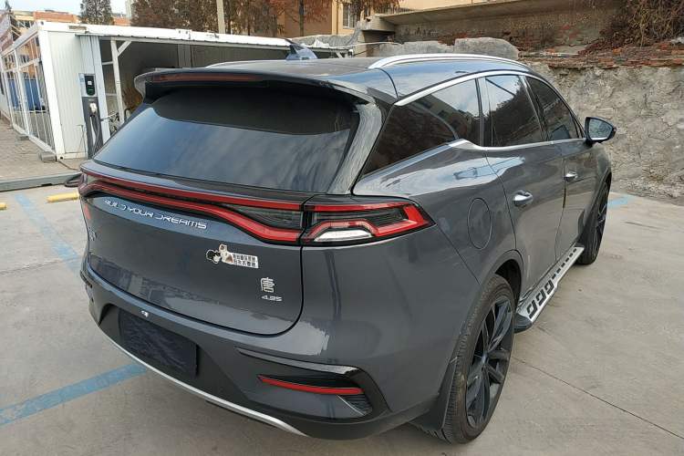 Used BYD Tang New Energy 2021 DM 2.0T Four-Wheel Drive High-Performance Flagship Model
