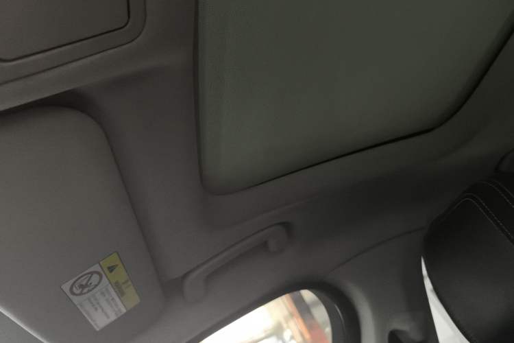 Used Jaguar XE 2017 2.0T 200 PS R-Sport
