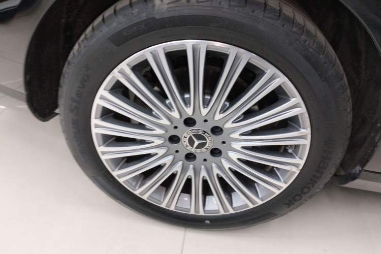 Used Mercedes-Benz E-Class 2023 Updated E 300 L Luxury Edition