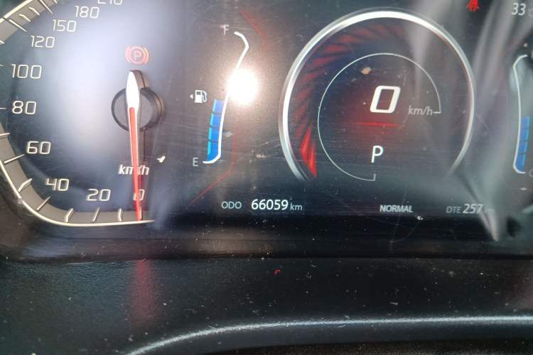 Used Changan CS75 2020 280T DCT Luxury Model China VI Standard
