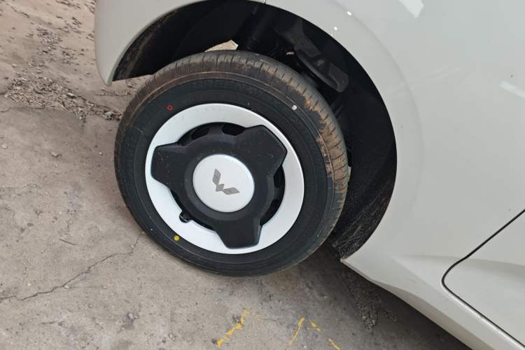 Used Wuling Hongguang MINIEV 2024 3rd Generation 215km Youth Edition