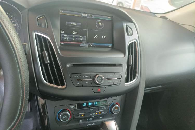 Used Ford Focus 2015 Sedan EcoBoost 180 Automatic Elite Model
