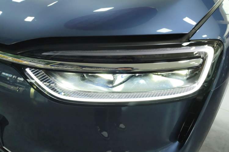 Used Hima AITO M7 2026 Model Range-Extending Ultra All-Wheel Drive 5-Seater Version
