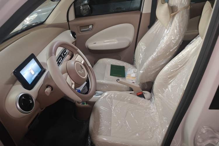 Used Wuling Hongguang MINIEV 2025 Four-Door Version Advanced Edition
