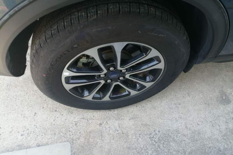 Used Ford Escape 2024 EcoBoost 245 Two-Wheel-Drive Comfort Edition
