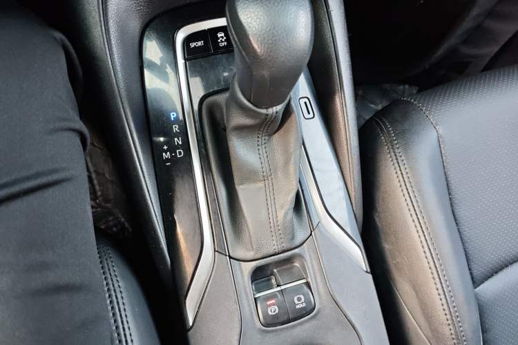 Used Toyota Levin 2021 185T CVT Luxury Edition
