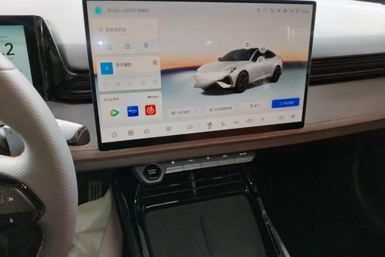 Used Changan UNI-V 2025 Model Third-Generation 1.5T 500Bar Prestige Sports Edition