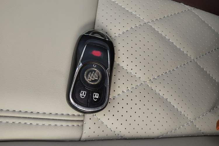 Used Buick GL8 2018 ES 28T Comfort Model China VI Standard
