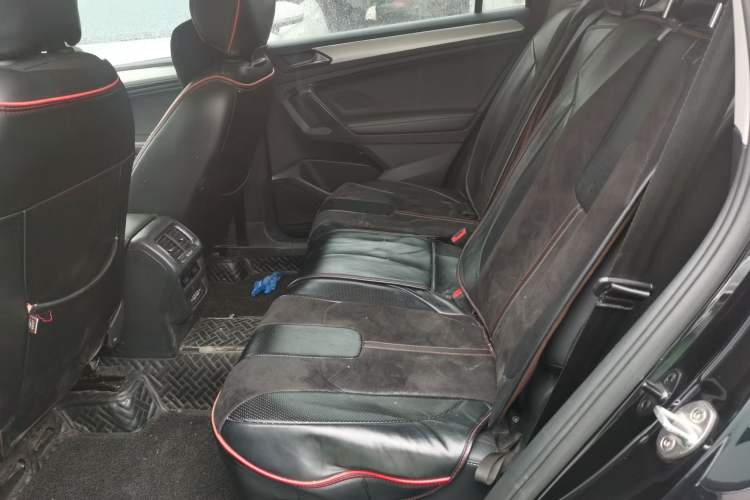 Used Volkswagen Tiguan L 2020 330TSI Automatic Two-Wheel Drive Panoramic Comfort Edition China VI Standard