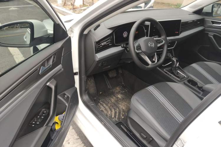 Used Volkswagen Sagitar 2023 300TSI DSG Flyover Edition