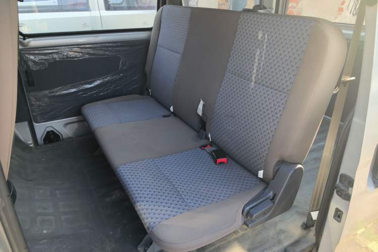 Used Wuling Zhiguang 2020 1.2L Practical Model China VI LSI