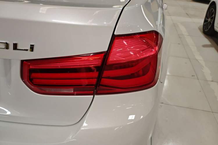 Used BMW 3 Series 2016 320Li Fashion Model
