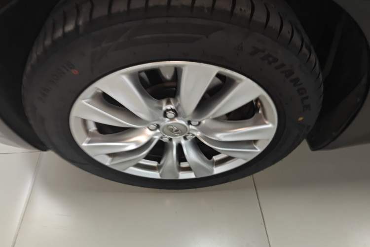 TDK.VehicleDetails.img