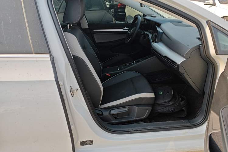 Used Volkswagen Golf 2023 Facelift 280TSI DSG Pro