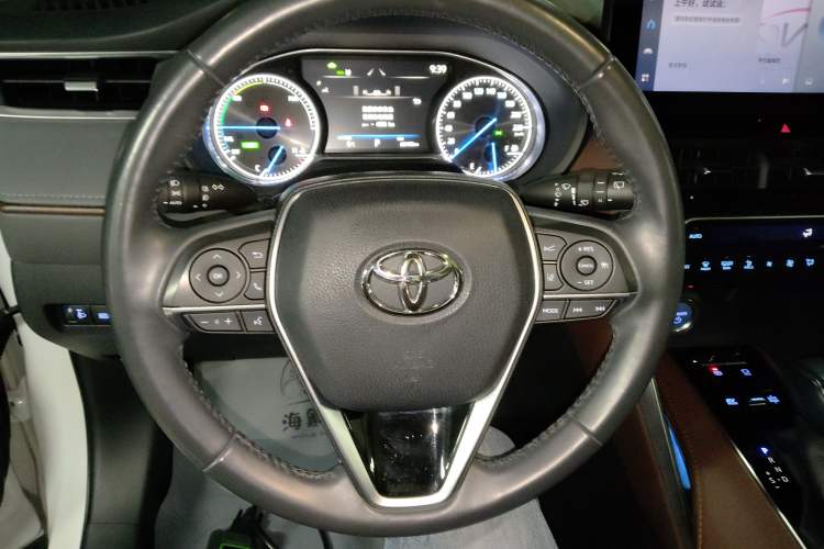 Used Toyota Harrier 2022 Dual-Engine 2.5L CVT Four-Wheel Drive Luxury Edition
