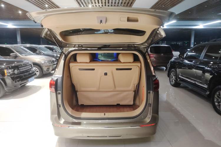 Used Buick GL8 2020 ES Land Cruiser 653T Luxury Edition
