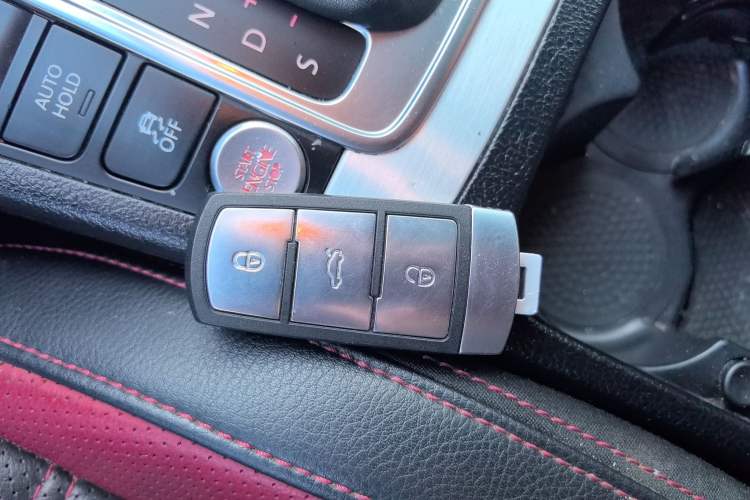 Used Volkswagen FAW-Volkswagen CC 2016 1.8TSI Luxury Model
