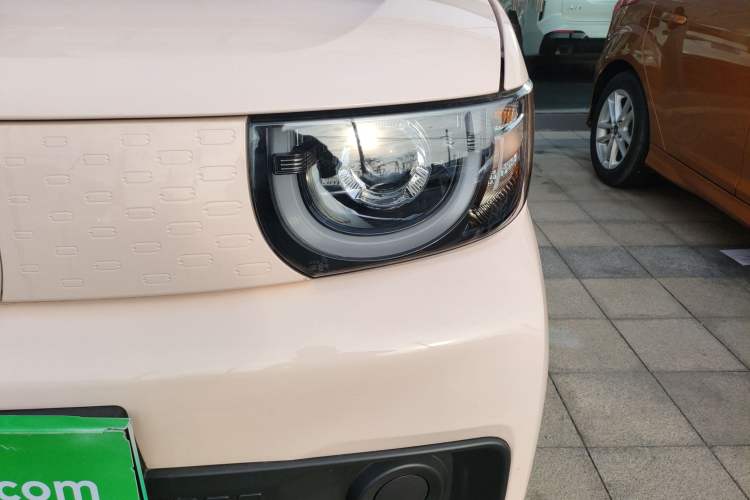 Used Chery QQ Ice Cream 2022 170km Sundae Phosphate Lithium-Ion
