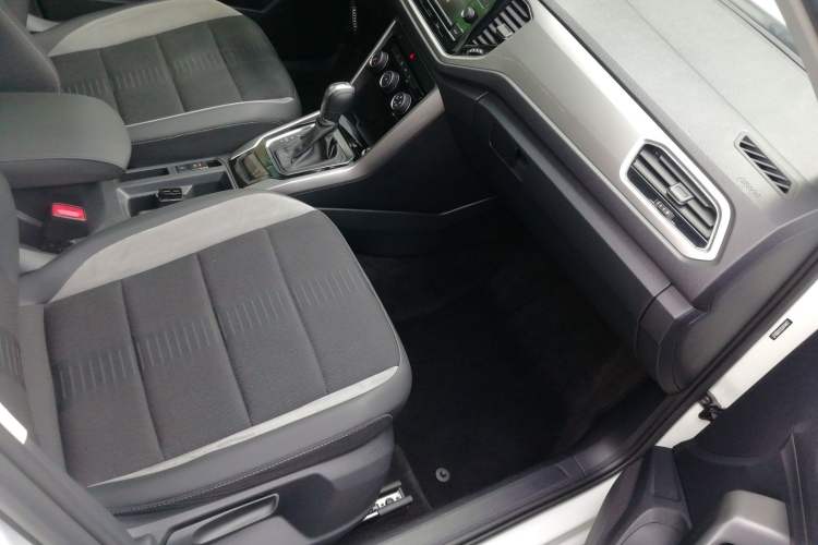 Used Volkswagen T-ROC 2020 280TSI DSG Two-Wheel-Drive Elite Version