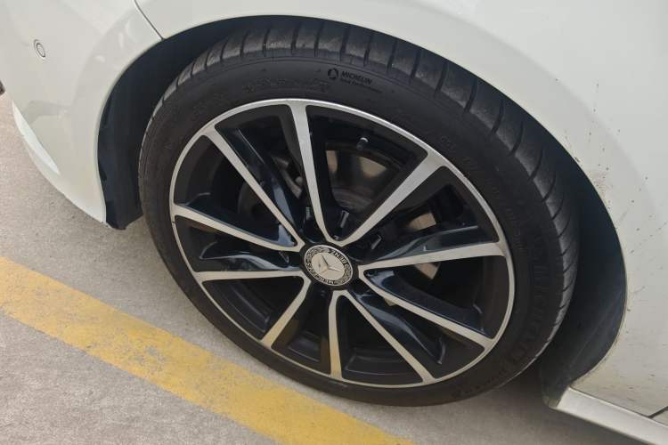 Used Mercedes-Benz CLA 2015 CLA 200
