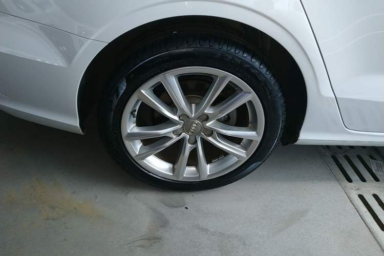 Used Audi A3 2017 Limousine 35 TFSI Ambition Edition
