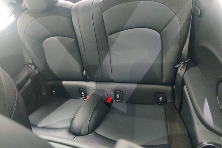 Used  MINI 2021 1.5T COOPER Artist
