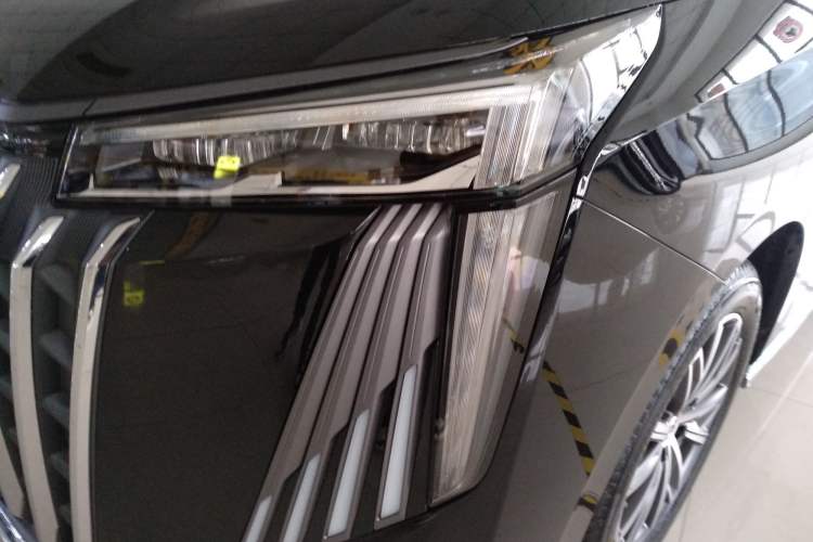 Used GAC Trumpchi M8 2024 Master Series 400T Prestige Edition
